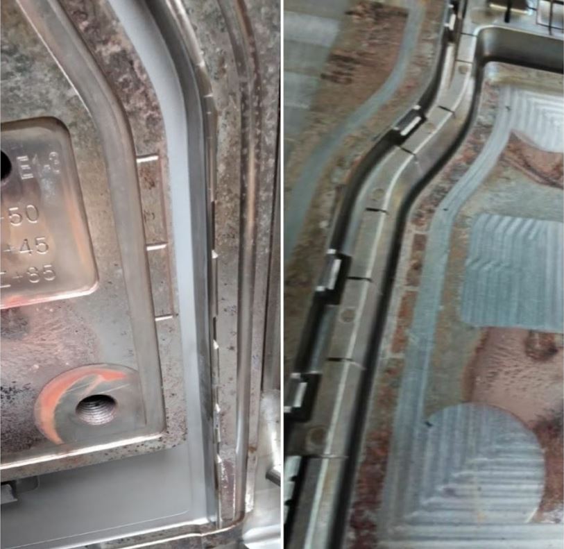 odvzdušňovací štěrbina musí být průchozí i při  plné zavírací síle